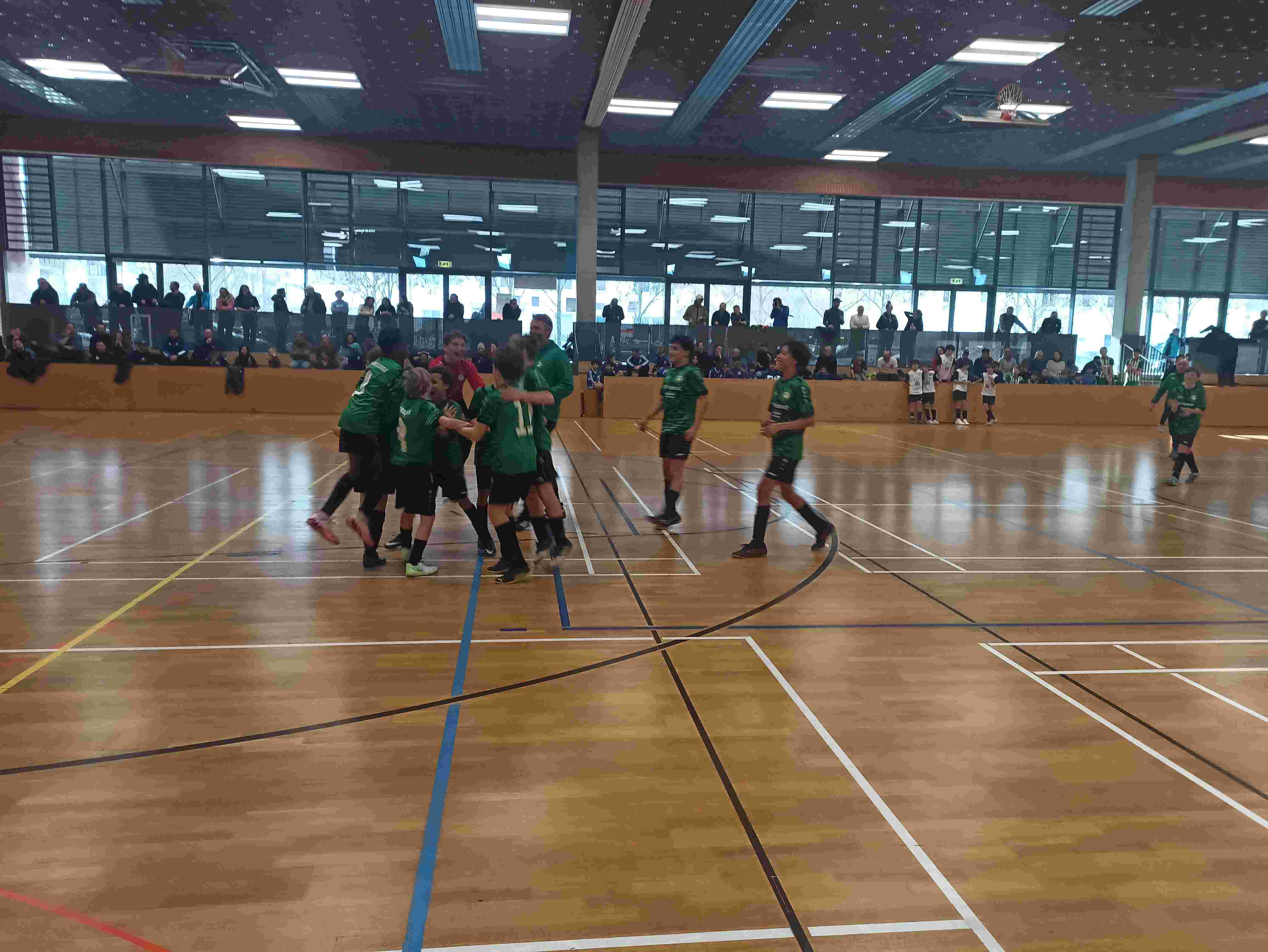 Heinersdorf im Siegestaumel.jpg